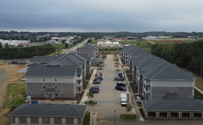 Aurora Apartments multifamily community in Huntsville, Alabama