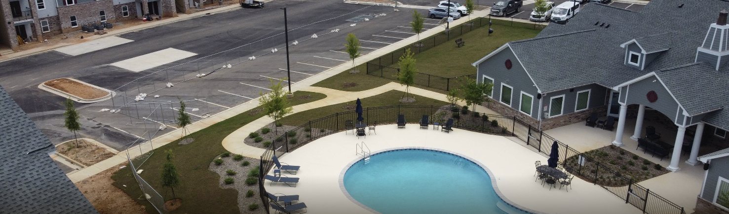 The Parc at Opelika amenity area and pool in Opelika, Alabama